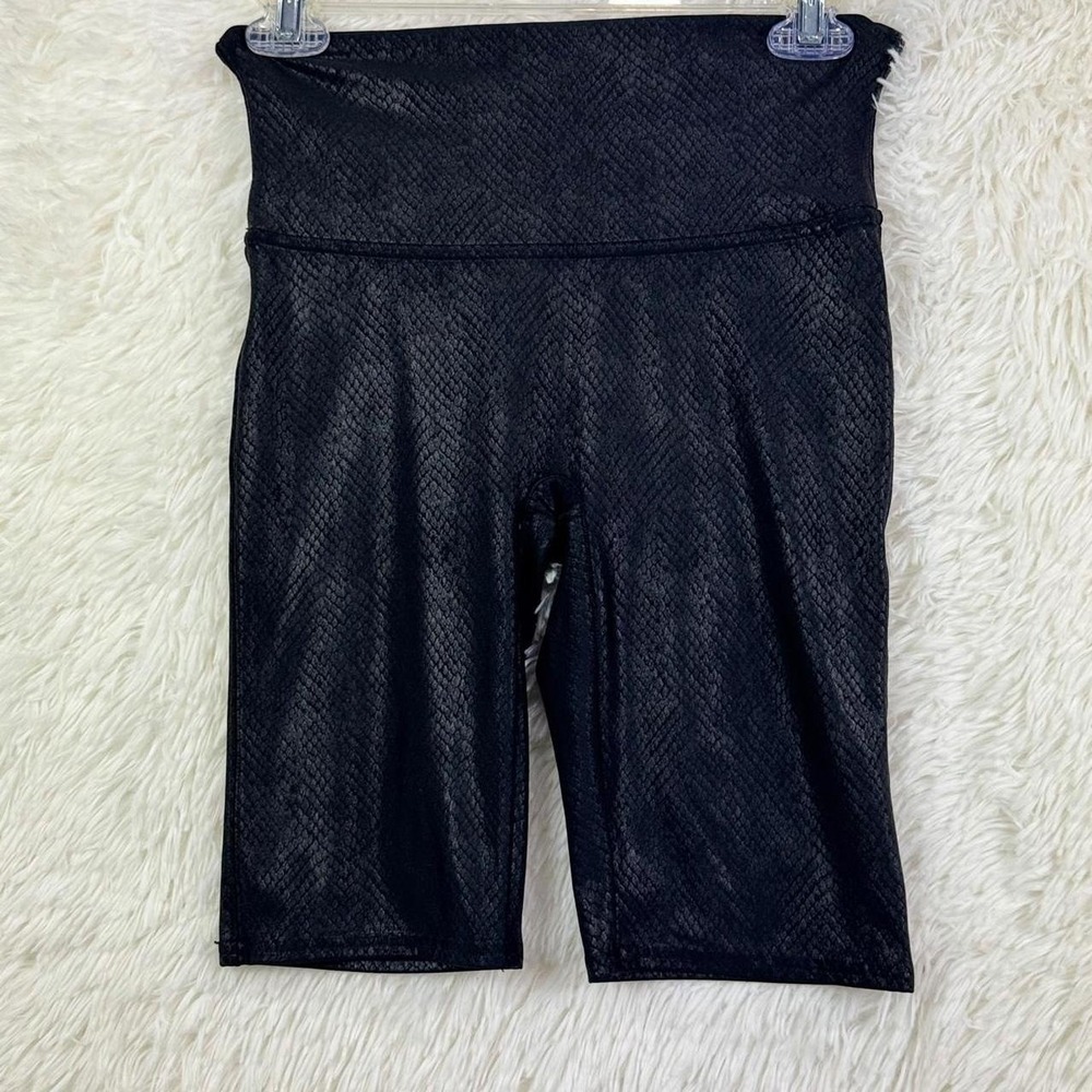 SPANX Faux Snakeskin High-Waisted Biker Shorts – Size Medium